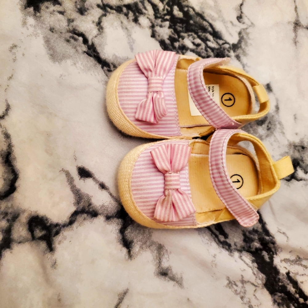 Baby shoes